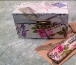 Decoupage scatola legno con scritte e fiori